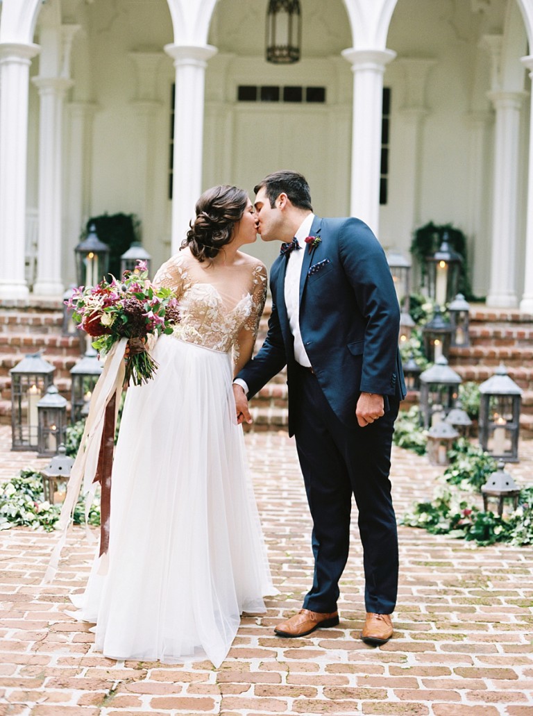 Hannah and Jake - Winter Wedding Inspiration | Rose Hill Mansion ...